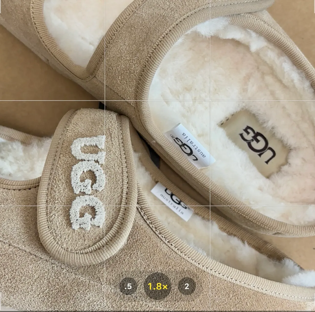 💰460Ugg toothbrush embroidered wool Mary Jane version 2.0 is back. It has a soft and waxy winter feel. It is the right choice. Customized cow suede with Australian merino wool. The built-in water table is invisible and increases the height by 4 cm. The texture is great. It is easy to put on and take off. Size: 35 - 40